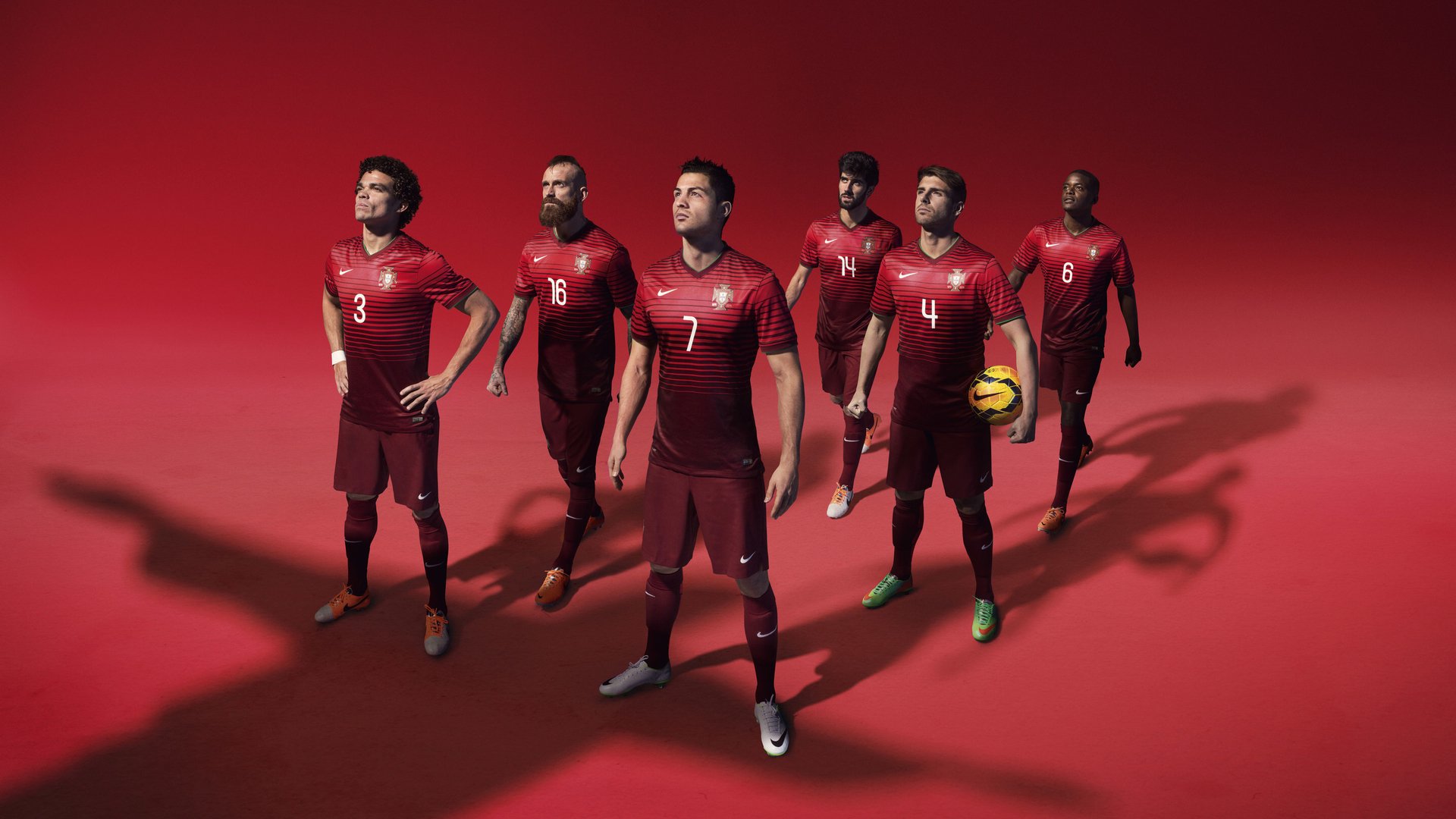 英超精彩纷呈，表现抢眼的球员屡创新高，英超最精彩比赛